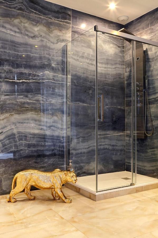 Golden Junior - Jacuzzi Apartman Rouen Kültér fotó